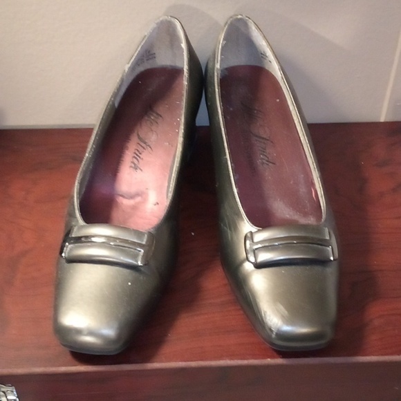 Lite Stride Bronze Dress Shoes =- Size 5 1/5B - Picture 1 of 10